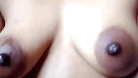 Indian amateur solo video showing sex with a big cock