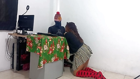 Indian brunette in stockings getting her pussy pounded