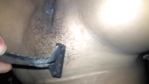 Amateur hairy indian girl gives us some kinky sex scene