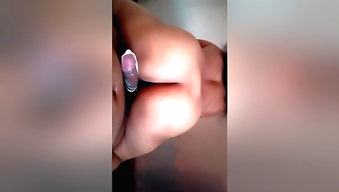 Indian babe has fun with her best friend in a home video