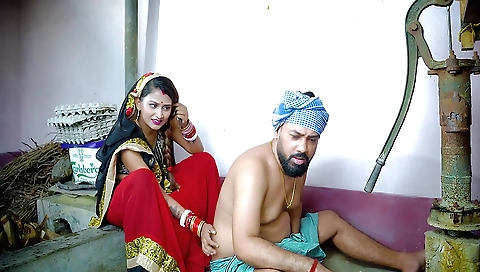 Two bhabis and a guy with a big cock in a hot outdoor threesome