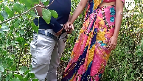Indian girl fucks her boyfriend and her stepbrother