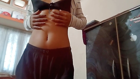 A solo female amateur video with a fascinating act