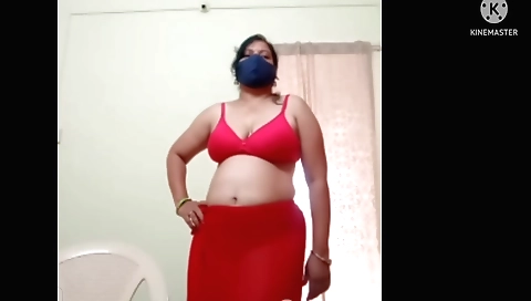 Stunning amateur brunette in sexy outfit online video
