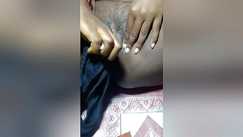 Indian girl gets naked to let me stepfather into her pussy