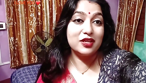 Brunette amateur indian chick wants to get fucked alone