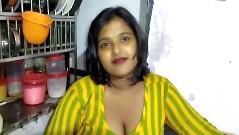 Indian girl is a big natural and a slut in the bathroom