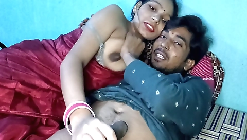 Indian brunette 18+ amateur gets fucked in her asshole