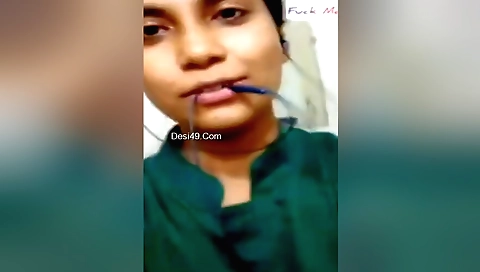 Indian girl shows her boobs and pussy in front of the camera
