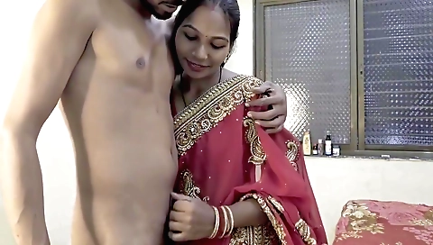 Indian girl with a sexy outfit wants to relax outdoors