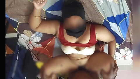 Indian brunette gets fucked by her friend in the backyard