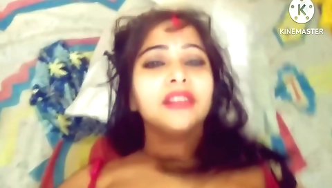 Hairy brunette fuck the way she wants in an amateur video