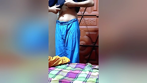 Indian babe with big boobs and a nice body plays with herself