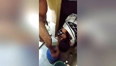Girl makes me an easy sex trip to get in the frame on film