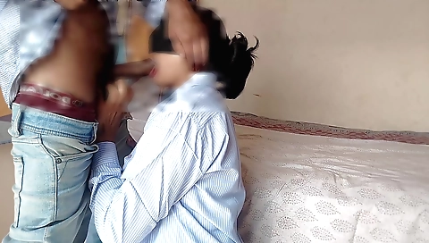 Indian babe fucks in homemade hardcore videos clip