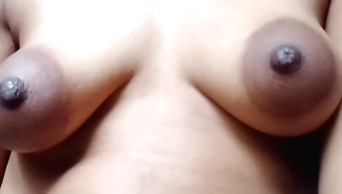 Amateur indian girl masturbating in a homemade video