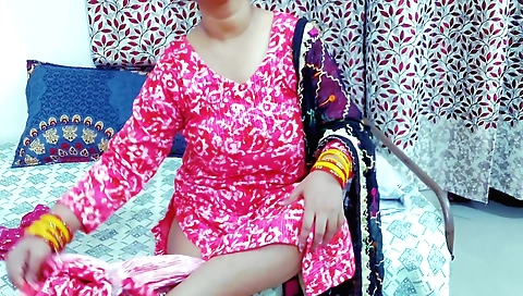 Indian stepmom fucked with hardcore and dirty sex with hindi video