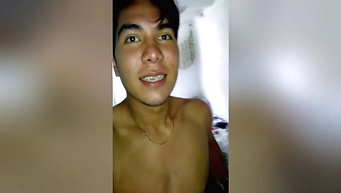 Indian brunette with a big booty is getting creampied