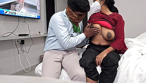 I'm showing my hot body on the webcam for the first time