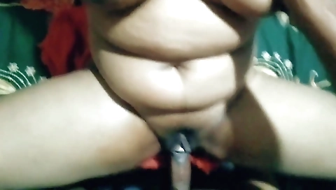 Big boobed brunette gets her boyfriend to make a vid