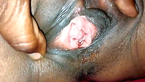 Indian stepsister-in-law gets cumming in her mouth