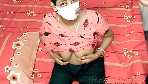 Indian housewife with a big ass has a deepthroat sex